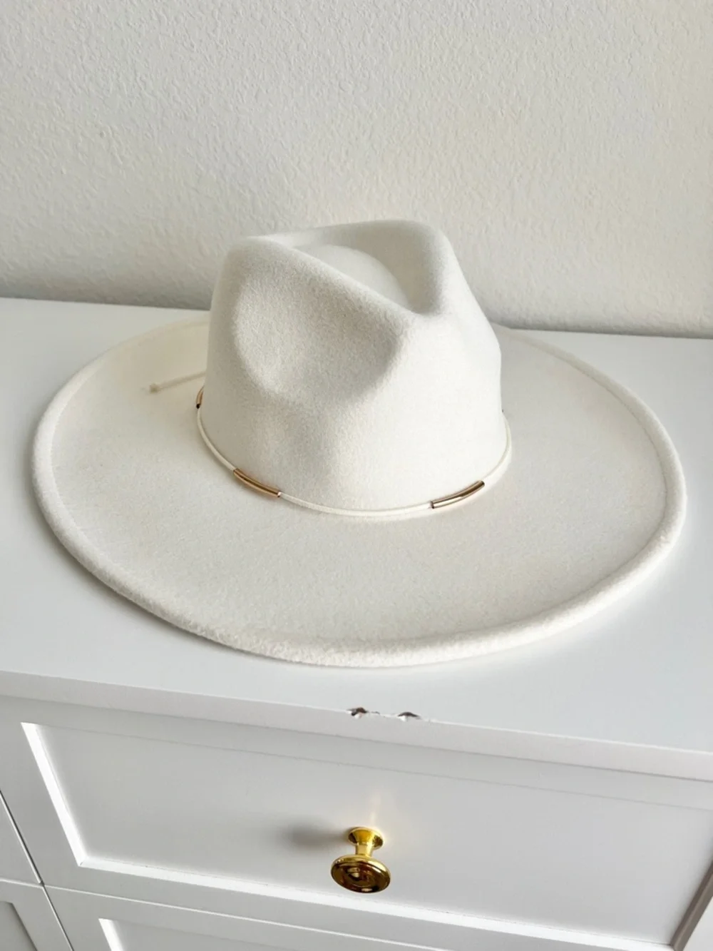 Shiraleah Ivory Wide Brim Fedora Hat Gold Band One Size